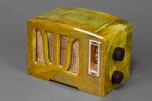 Marbelized Green RCA RC-350 ’Tulip-Grill’ Catalin Radio